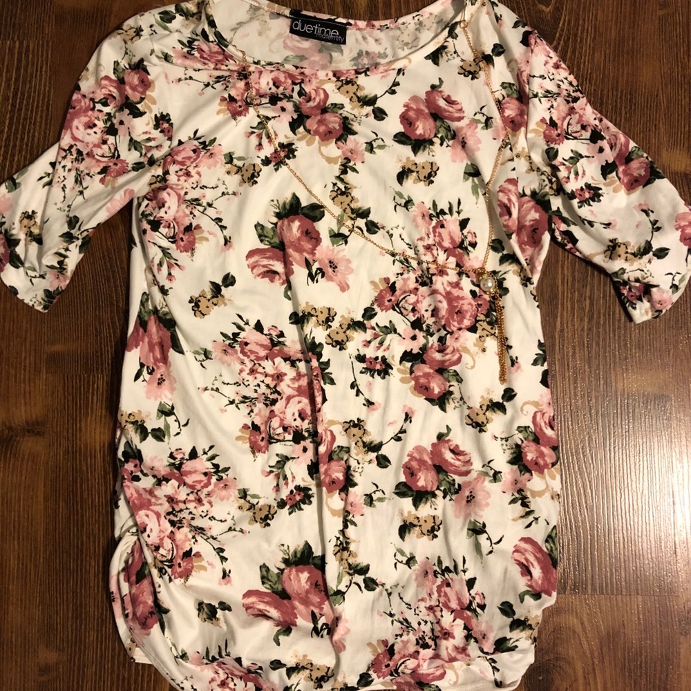 Floral maternity shirt